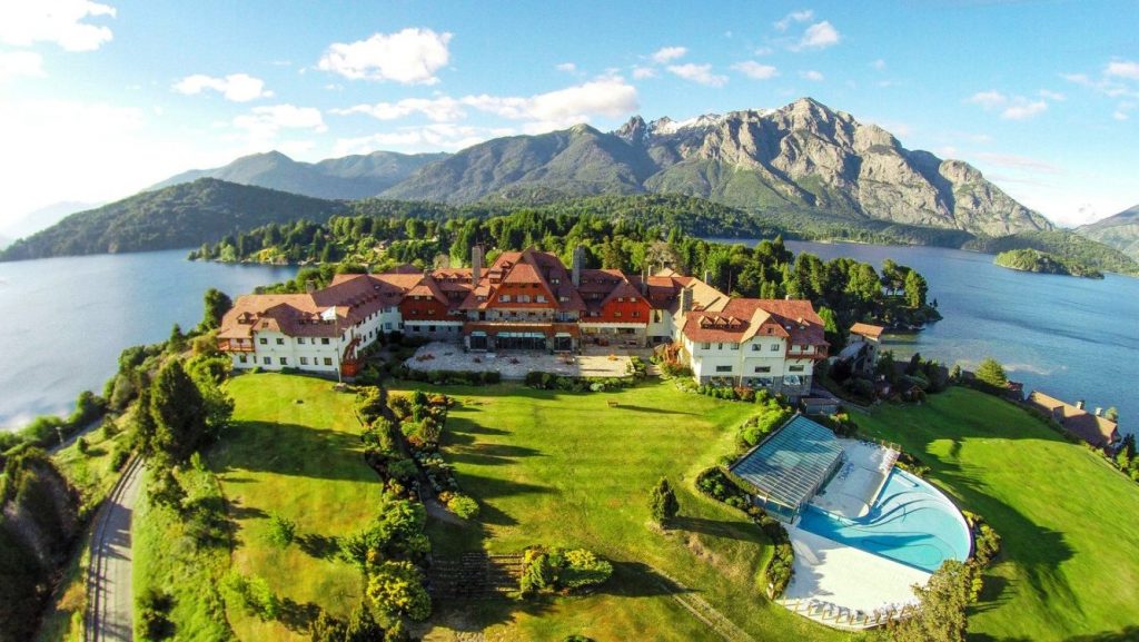 Argentina, reabre el hotel Llao Llao en Bariloche: cómo es el protocolo de seguridad