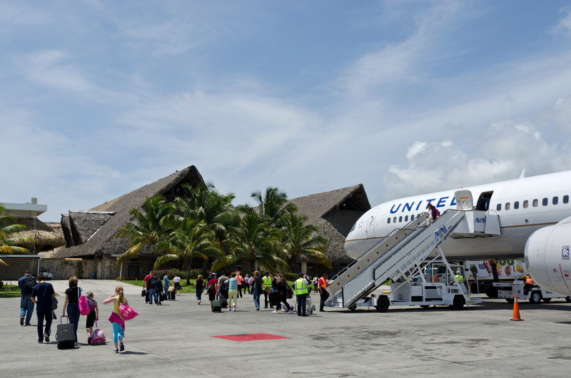 Dominicana: viajeros desde España requerirían prueba covid negativa