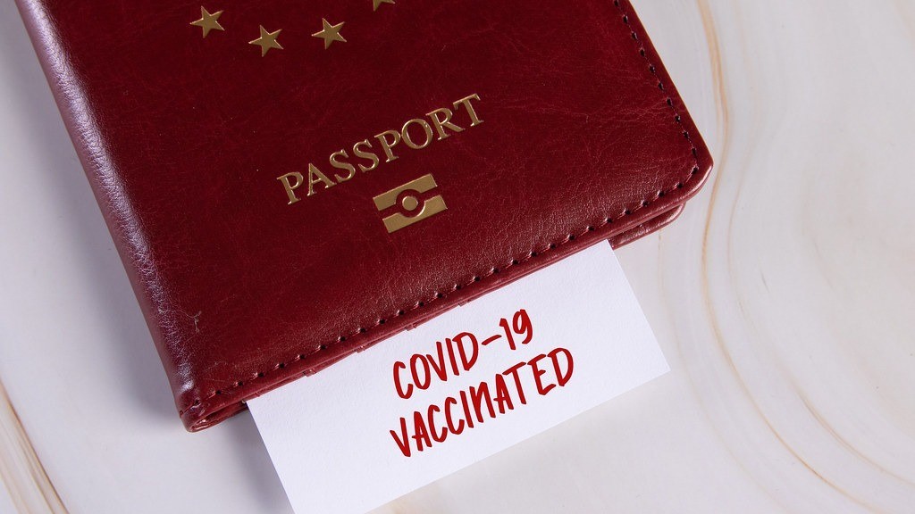 Con un pasaporte Covid con vigencia de nueve meses se podrá viajar por la UE