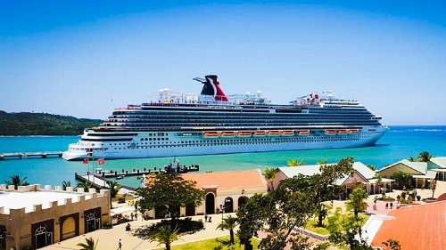 En República Dominicana reconocen el turismo de cruceros