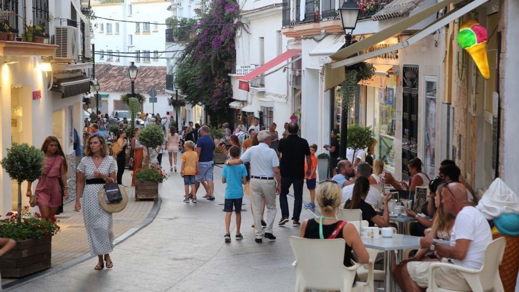 El Consejo de Gobierno toma conocimiento del Plan Turístico de Grandes Ciudades de Marbella