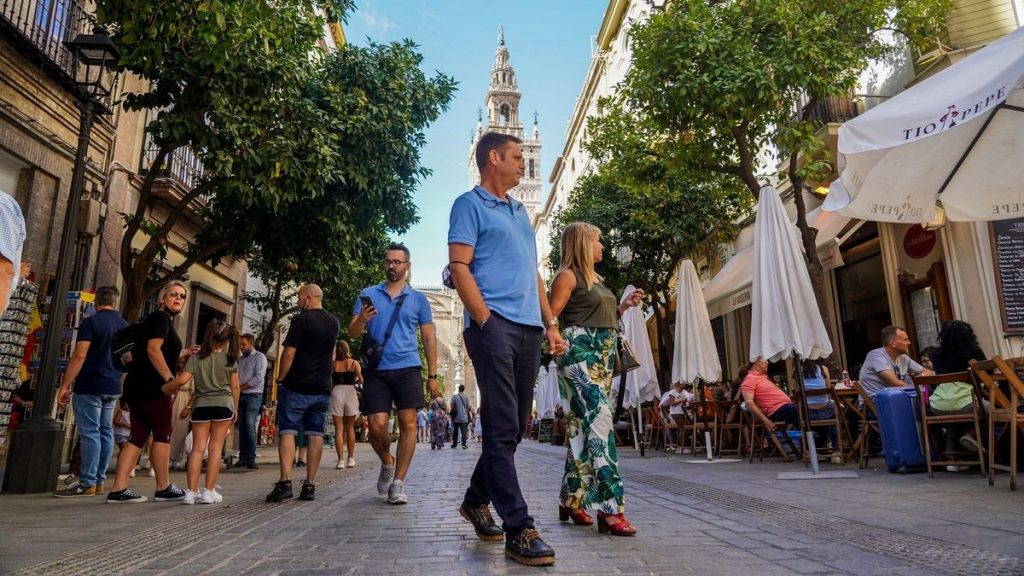 España: en “cuestiones de días” dejará de exigir el certificado Covid a turistas de fuera de la Unión Europea