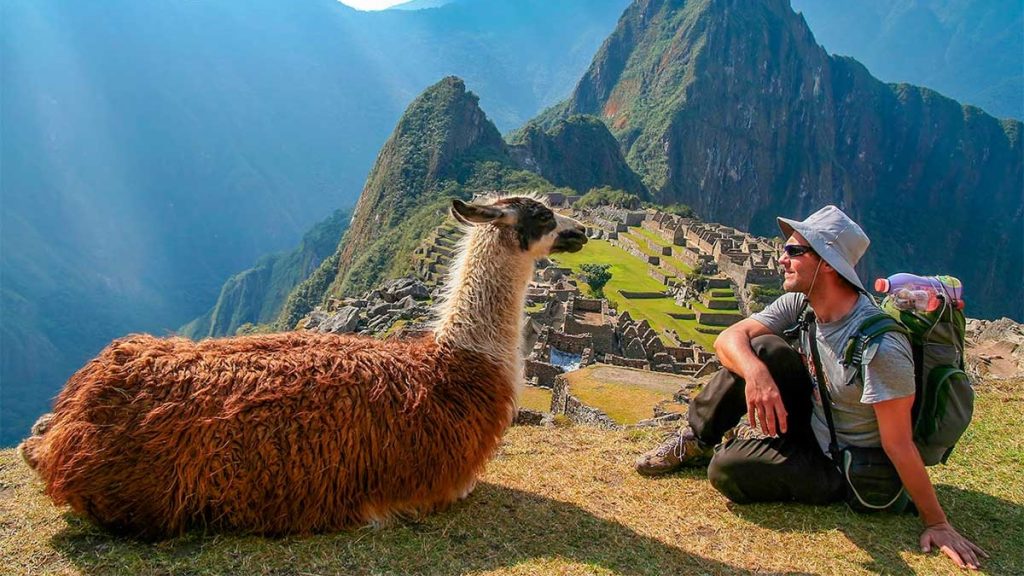 Visitas nacionales y extranjeras deberán abonar la misma tarifa para Machu Picchu