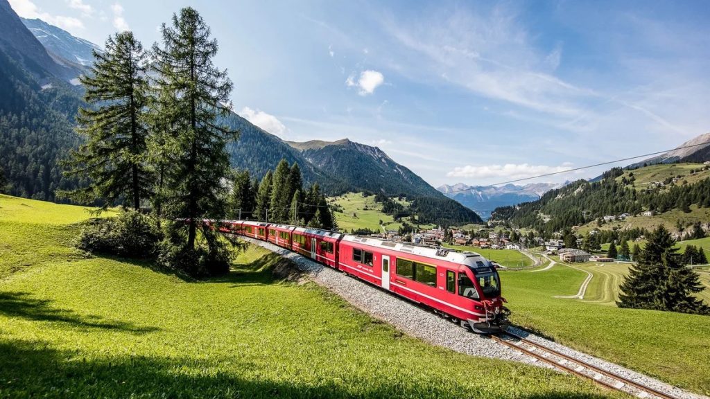El tren más largo en Suiza  a la espera de lograr el récord mundial