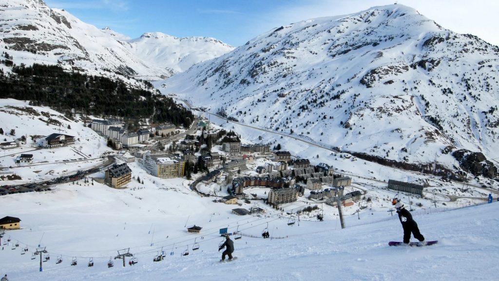 Grandes inversiones en las pistas de esquí para incrementar las ventas y el turismo