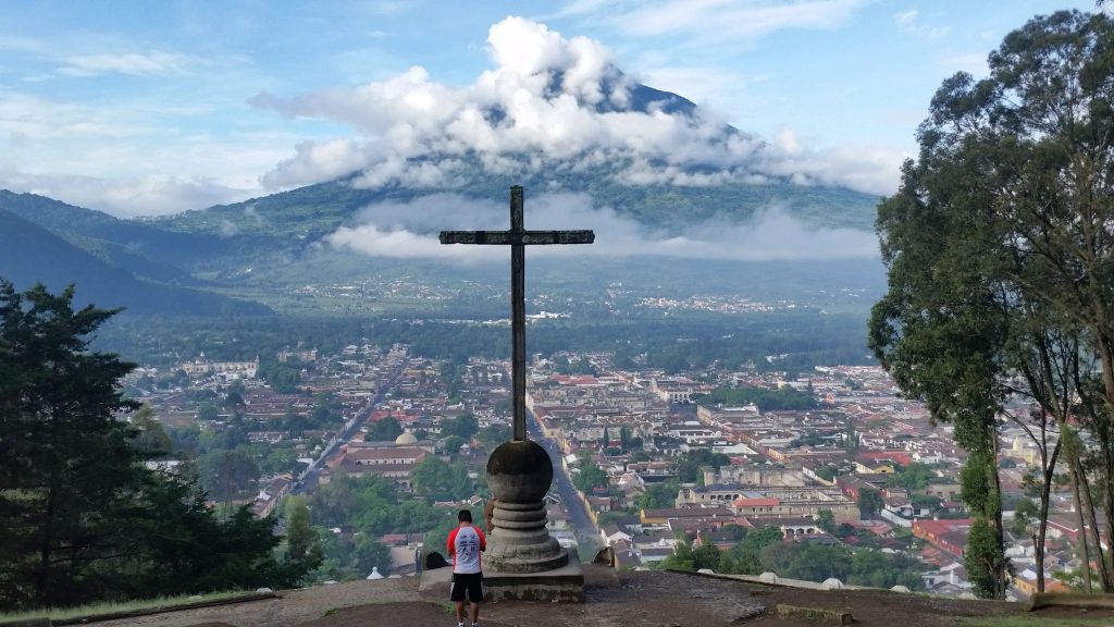 El revitalizado Cerro de la Cruz espera por más turistas