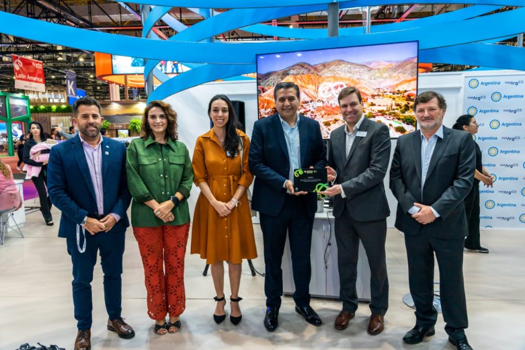 WTM entregó un reconocimiento a Ricardo Sosa por la promoción de Argentina