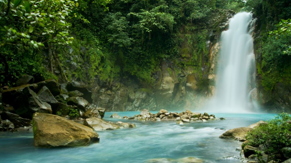 Costa Rica atrae a más turistas en el primer trimestre del 2024