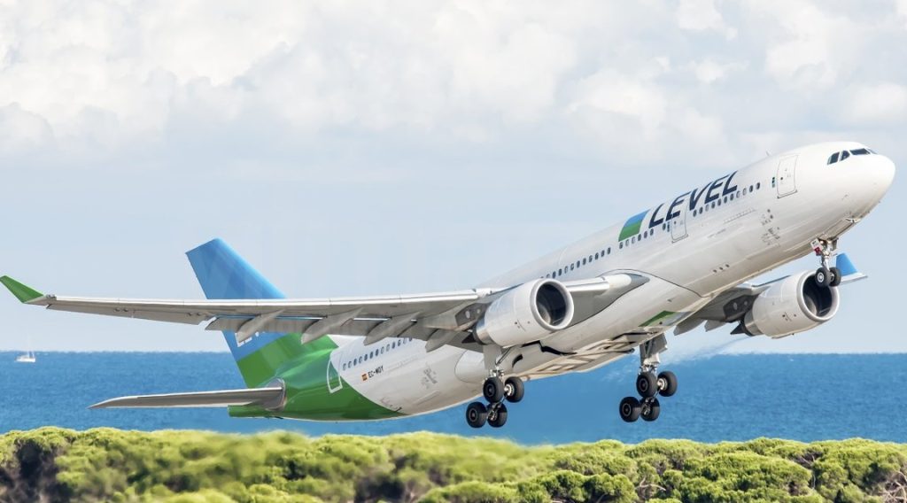 La aerolínea Level incrementará un 19% los asientos semanales hacia Estados Unidos