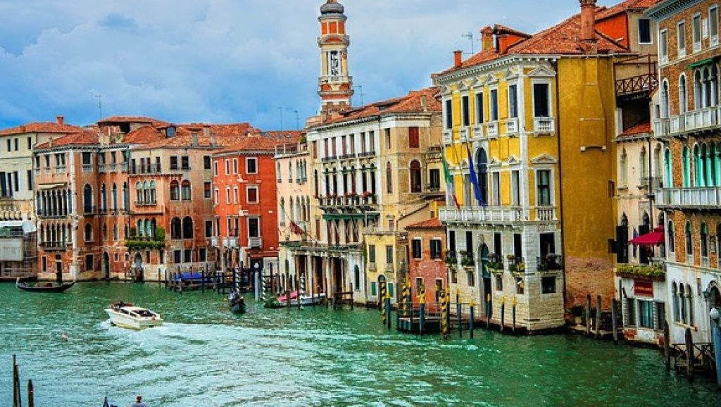 A partir de la primavera del año 2024, los viajeros pagarán entrada para ingresar a Venecia