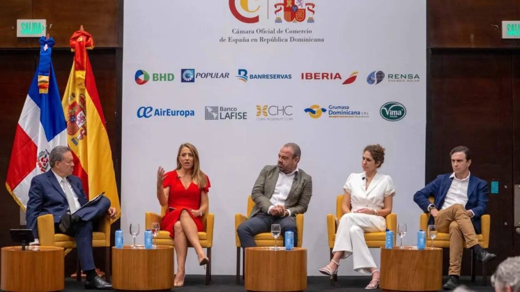 Empresarios españoles elogian la destacada recuperación del turismo en República Dominicana