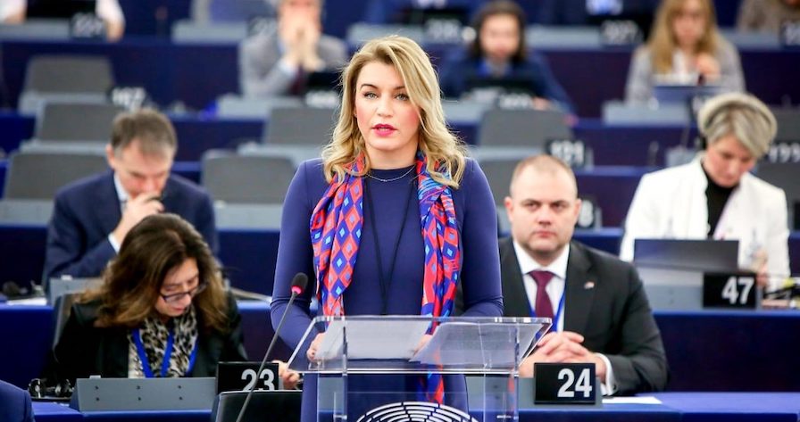 Ministra de Croacia galardonada por compromiso con el turismo sostenible
