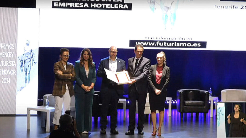 La cadena H10 Hoteles recibió el premio “Mencey Futurista” en Futurismo 2024