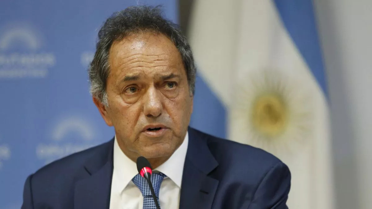 Turismo emisivo en la mira: Scioli busca corregir estadísticas y frenar la salida de divisas