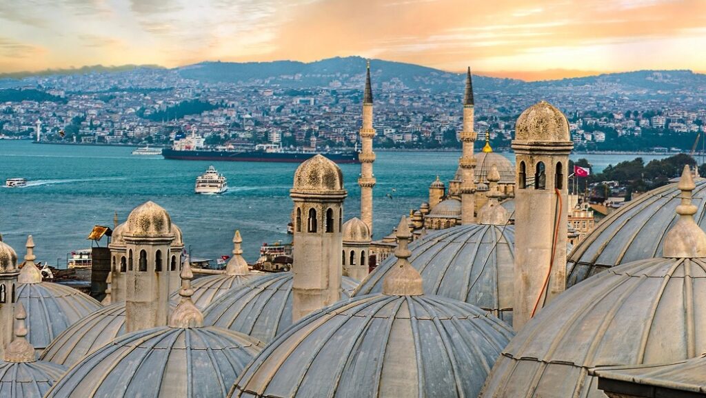 Turquía busca convertirse en la primera opción para viajeros de origen asiático