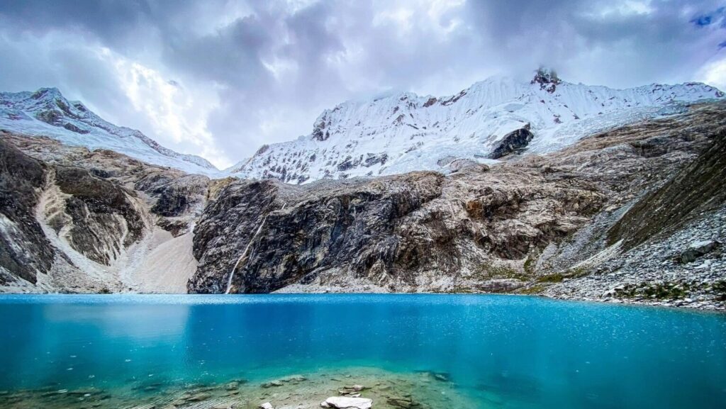 De Perú para el mundo: con la apertura de un vuelo directo, Huaraz potencia su destino de montañismo