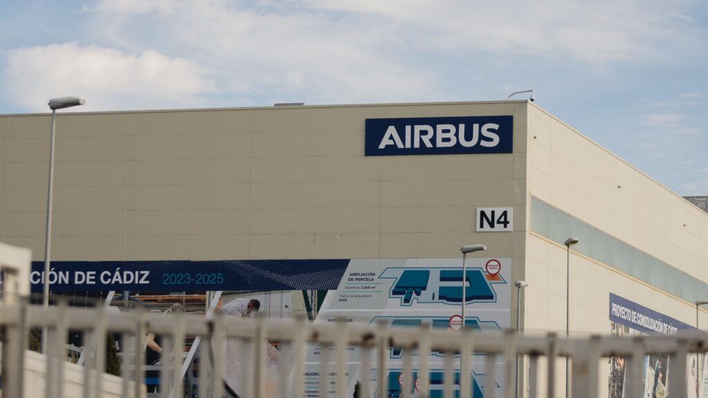 Airbus España tiene nuevo presidente, designaron a Francisco Javier Sánchez Segura