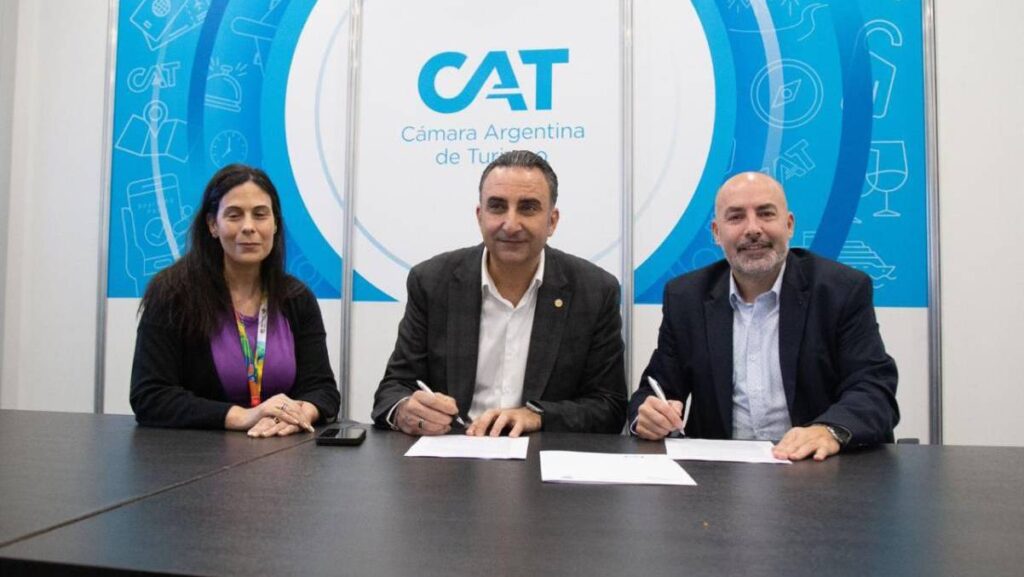 La Fundación Red de Turismo Accesible y la CAT firmaron un convenio para potenciar la inclusión turística