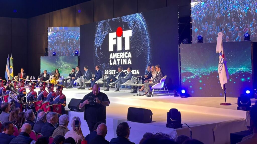 FIT, la cuarta feria más importante del mundo arranca con una masiva concurrencia