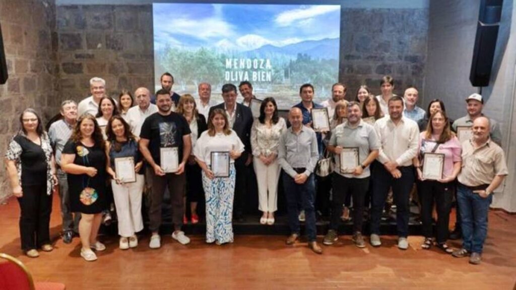 Mendoza potencia su turismo con una nueva experiencia olivícola: “Mendoza Oliva Bien”