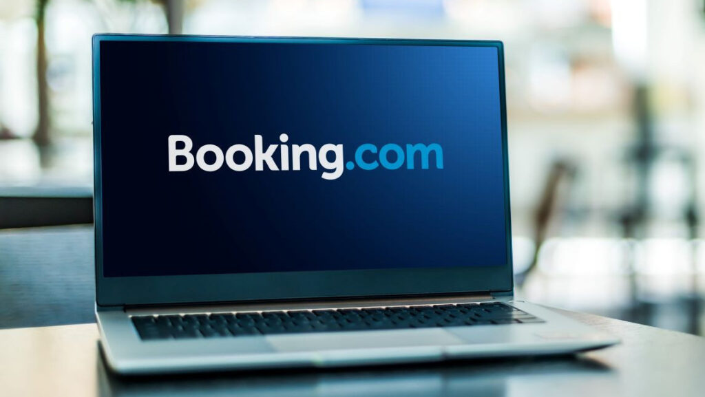 Hotrec denuncia incumplimientos de Booking con respecto a la Ley de Mercados Digitales