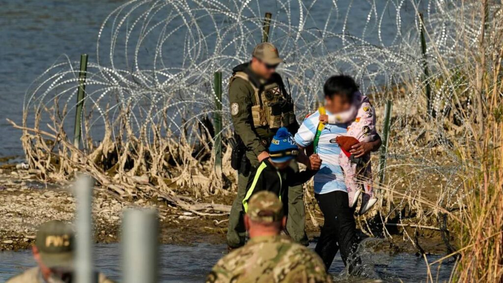 Guatemala expulsa a más de 22.000 migrantes: venezolanos al frente y críticas por trato a menores