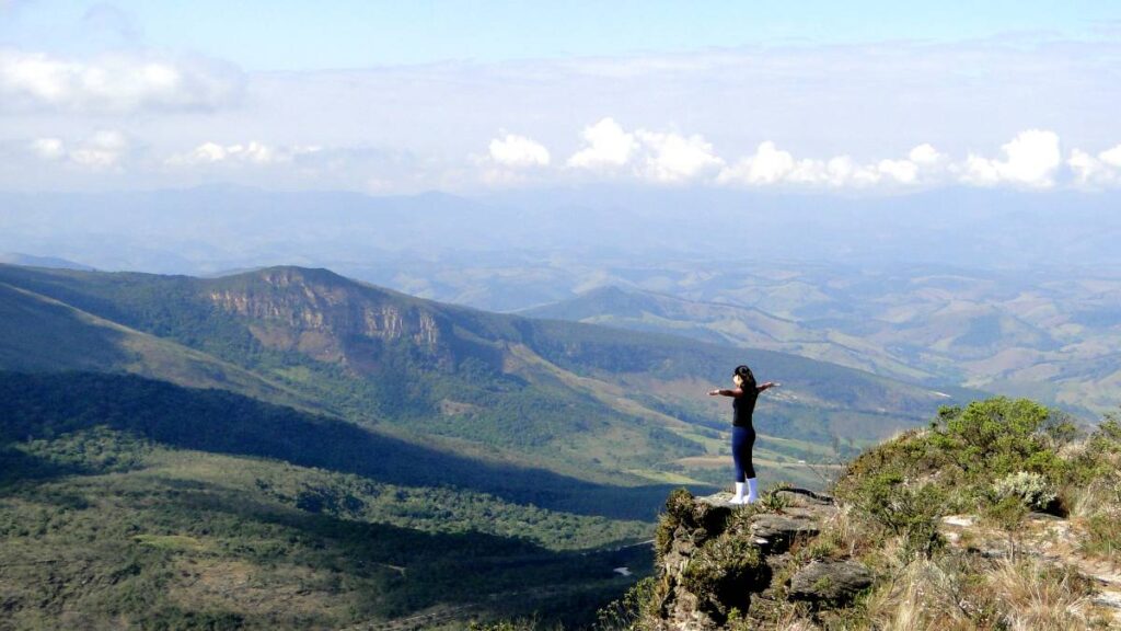 Parque Estatal de Ibitipoca: biodiversidad y turismo en Minas Gerais