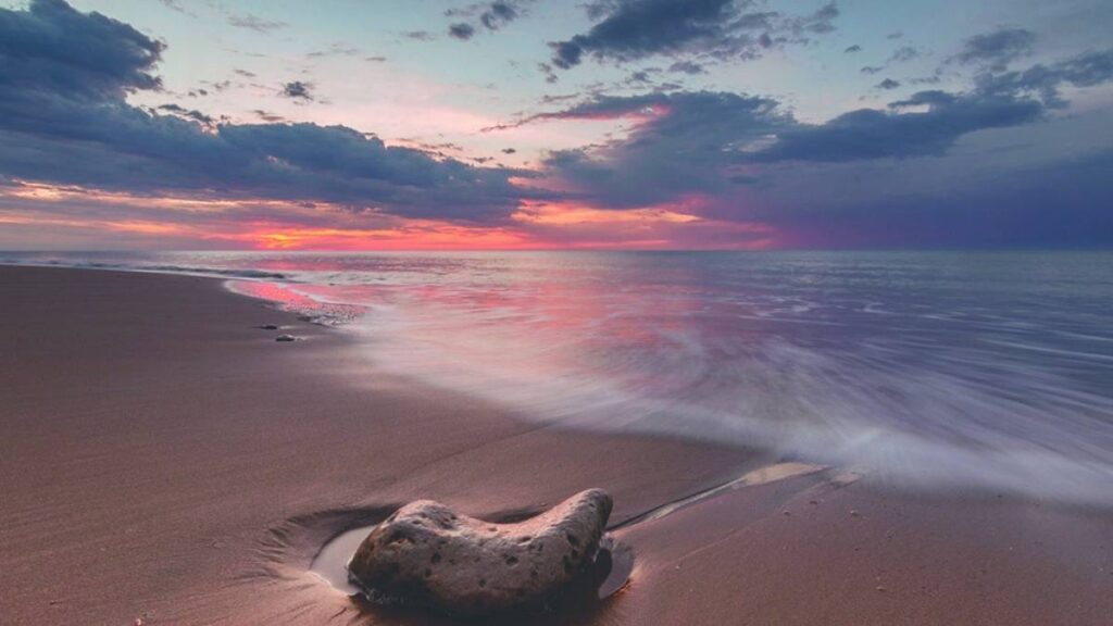 Arenas Verdes: la playa fantasma en Argentina para disfrutar del mar en paz