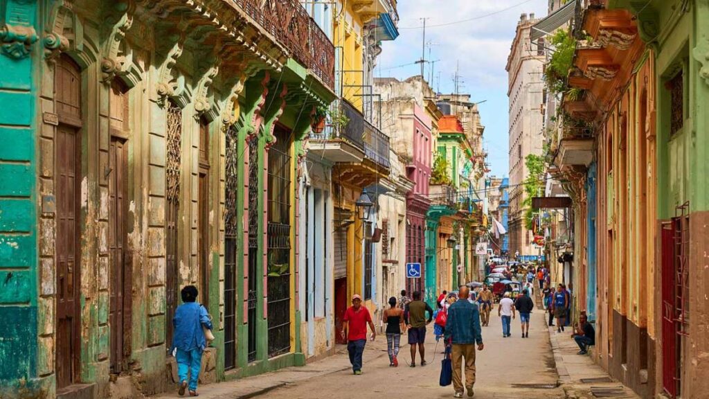 «En Cuba el turista es privilegiado, es cuidado»