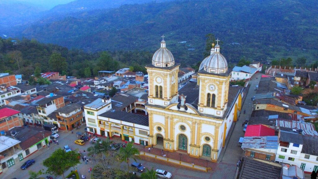 Guayatá: El encantador pueblo colombiano con dos récords Guinness y mucho más por descubrir