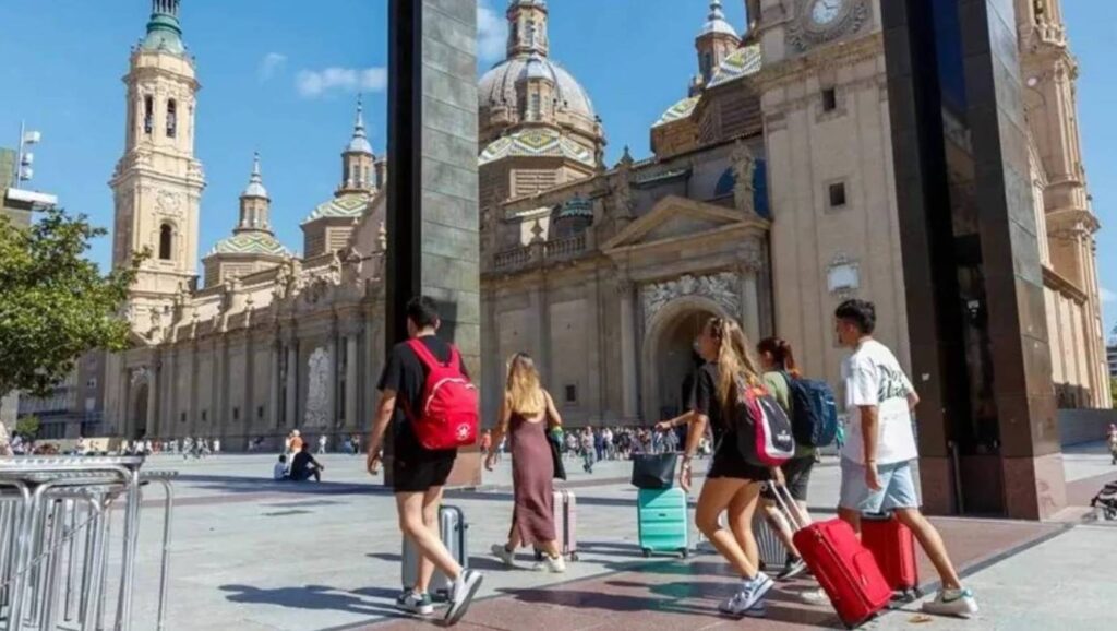 El turismo en 2025: más experiencias, más gastos y nuevos desafíos para los viajeros