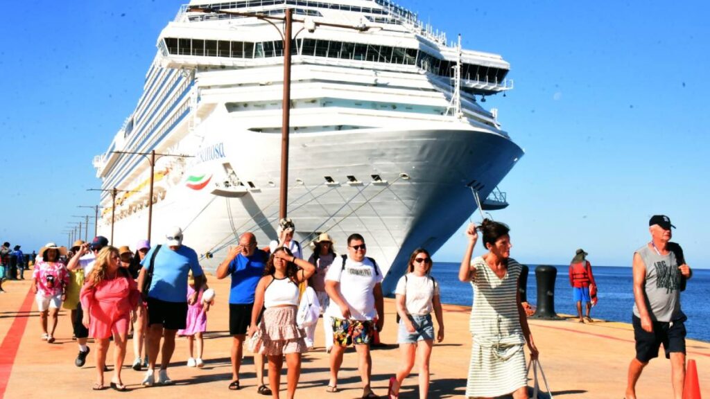 Cabo Rojo se posiciona como destino turístico y recibe el tercer crucero del año