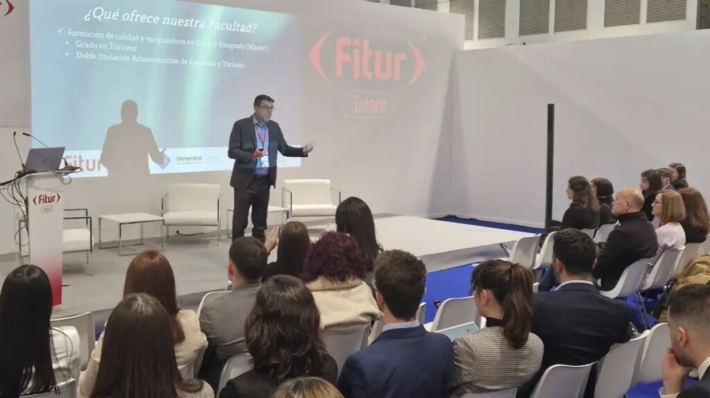 FITUR Talent 2025: estrategias innovadoras para atraer y retener talento en la industria turística