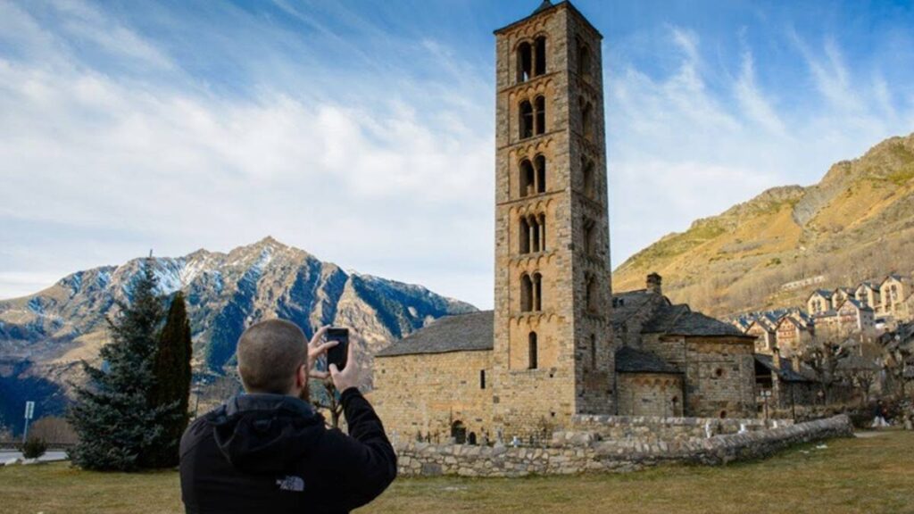 Grand Tour de Cataluña: 2.100 km de cultura, naturaleza y gastronomía