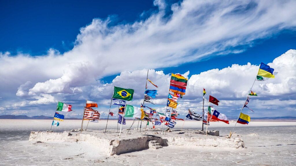 Bolivia refuerza la calidad turística con miras al Bicentenario y un récord de visitantes