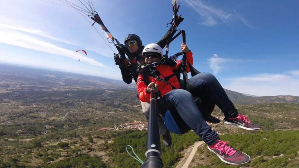 Turismo aéreo en Paraguay: una aventura para explorar paisajes desde el cielo