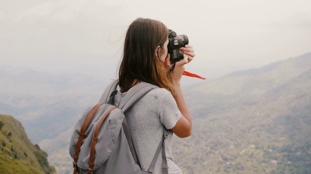 Las mujeres lideran el periodismo turístico: un cambio de paradigma en la narrativa de viajes