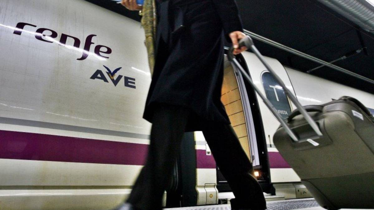 Renfe y Adif suspenden la huelga tras un acuerdo de última hora ...
