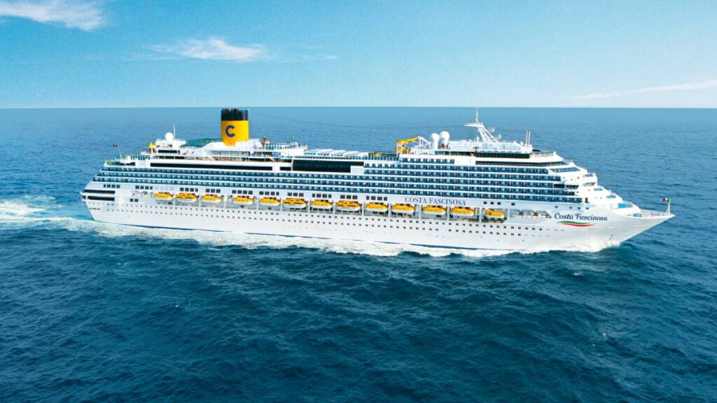 El impacto del Costa Diadema y el Costa Favolosa en el turismo de cruceros en Uruguay