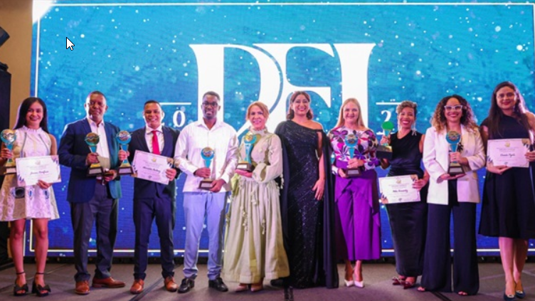 Adompretur lanza la edición 21 del Premio Epifanio Lantigua al periodismo turístico