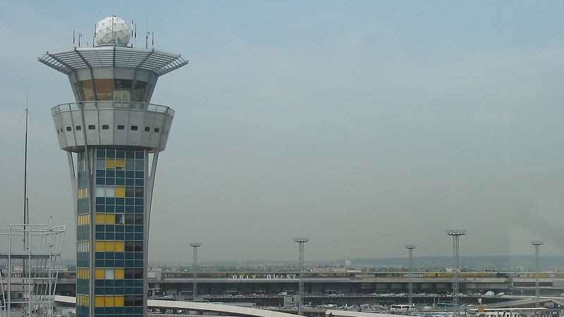 Huelga de controladores franceses afectará el tráfico aéreo en el inicio de vacaciones