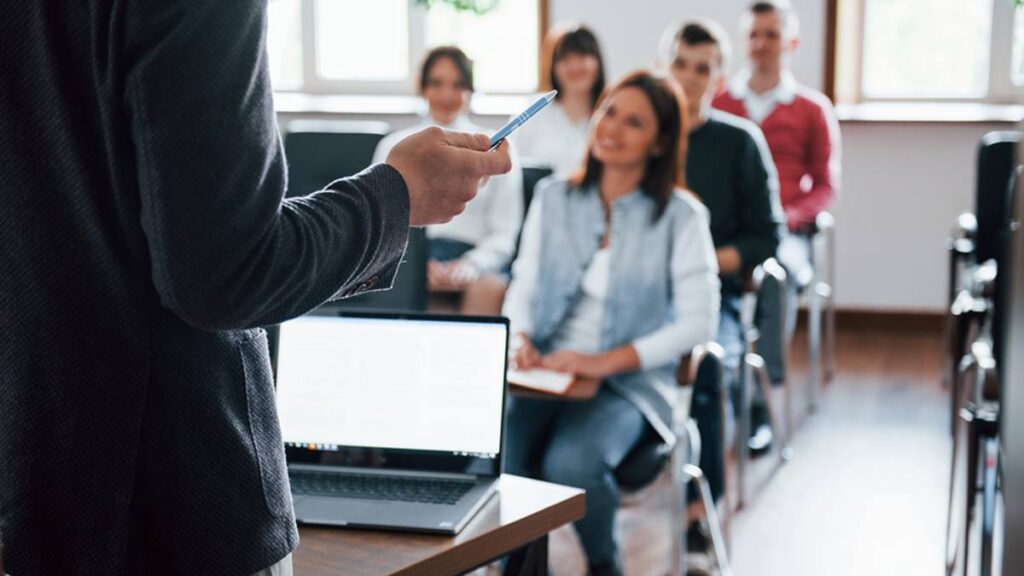 Abre la segunda edición del programa formativo «Anfitriones. Formación y Talento Turístico»