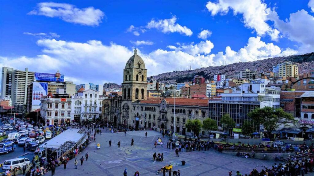 Bolivia: naturaleza y cultura en su Bicentenario