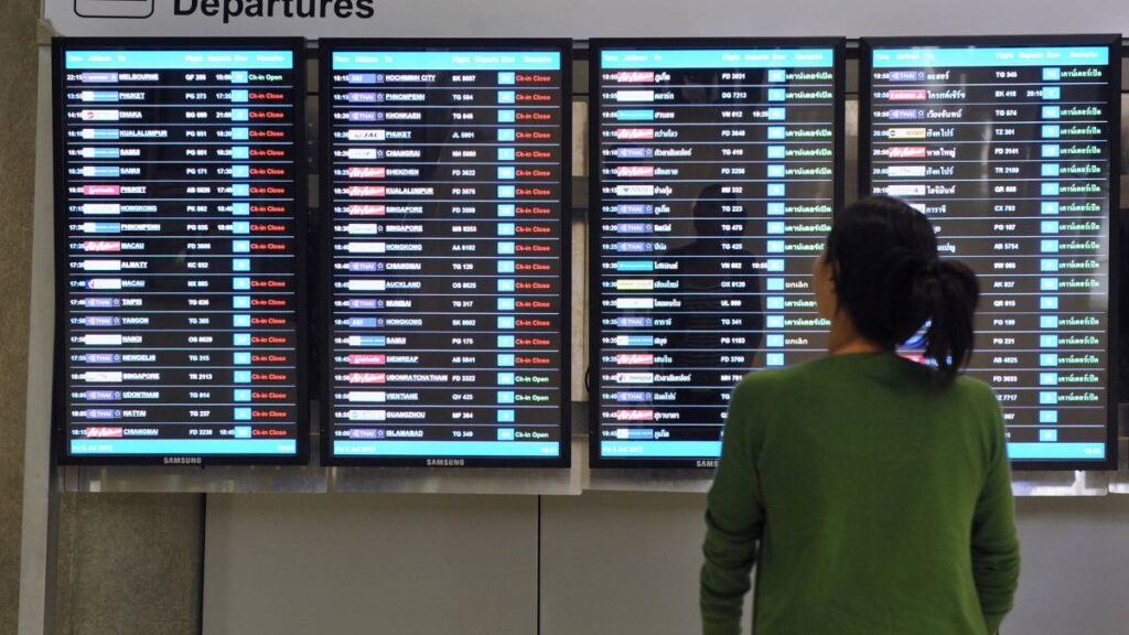 Cierre del Gobierno en EE.UU obliga a reducir vuelos en 40 aeropuertos