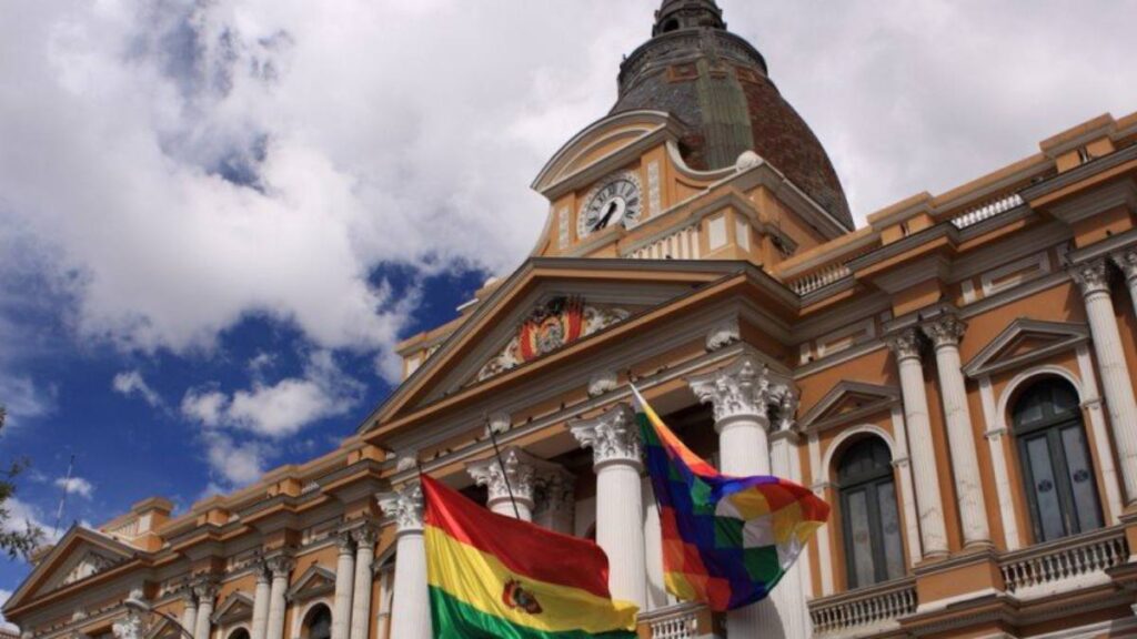 Bolivia designa a Cinthia Yañez como nueva Viceministra de Turismo