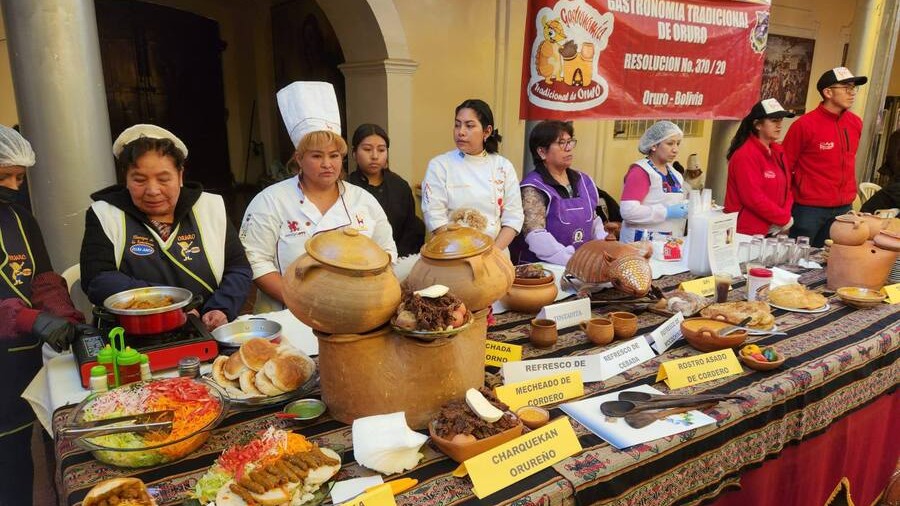 Bolivia impulsa su gastronomía popular con el circuito turístico SUMAQ