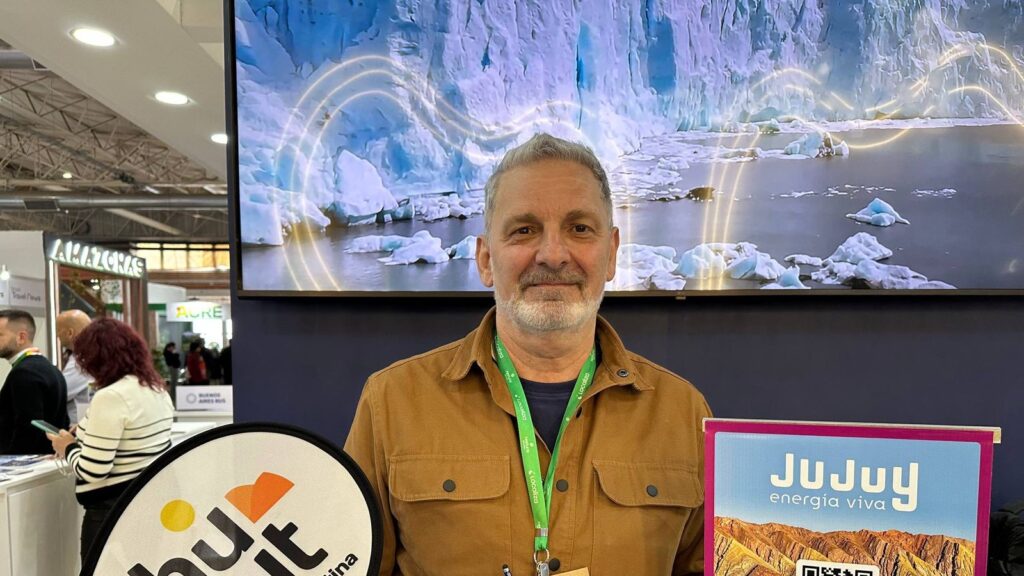 El Tren Solar de Jujuy deslumbró en Festuris 2025 como ícono de turismo sostenible