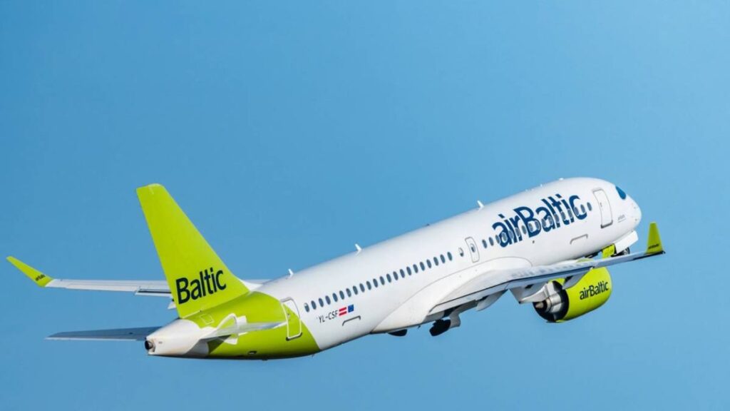 AirBaltic refuerza sus vuelos desde Palma y Málaga hacia Vilna en el verano 2026