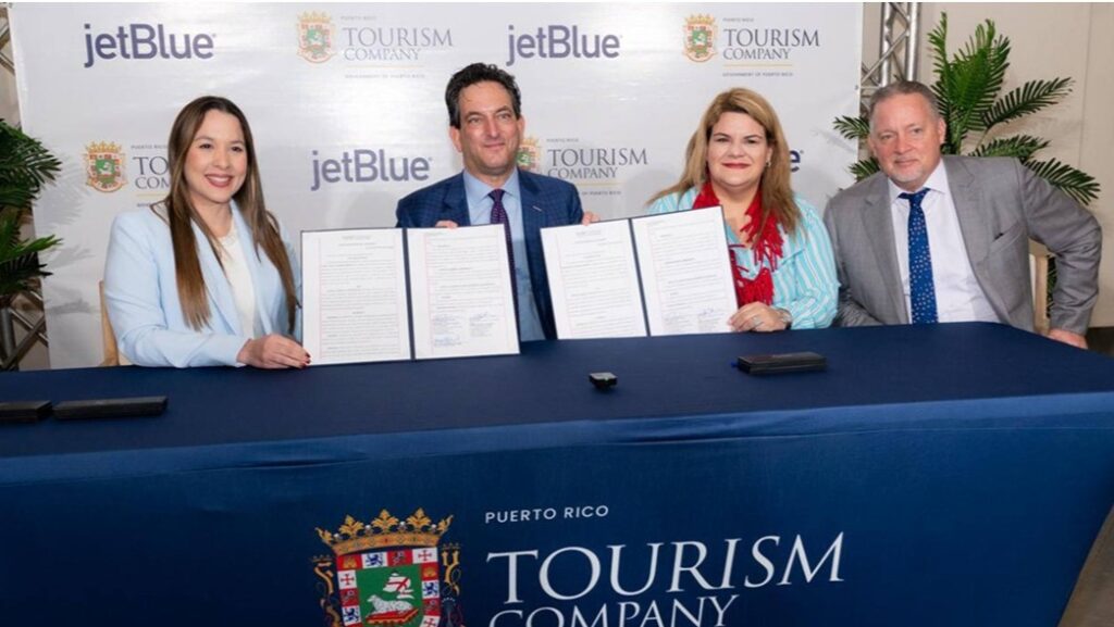 JetBlue expandirá su red en Puerto Rico con cinco nuevas rutas y un impacto de US$119 M