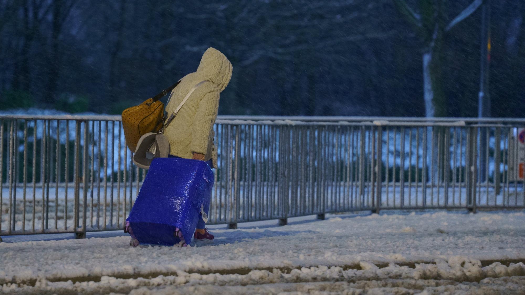 La tormenta Goretti paraliza vuelos y trenes en amplias zonas del Reino Unido